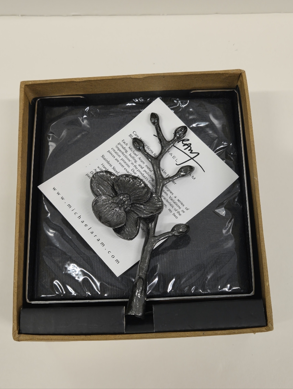NIB Michael Aram Black Orchid Napkin Holder